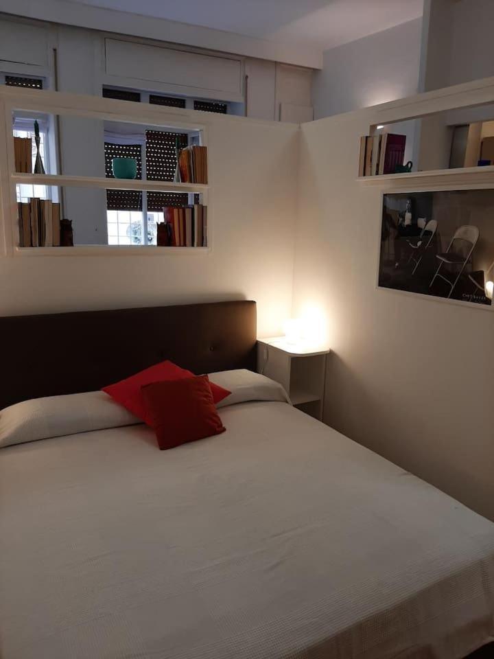 דירות רומא Charming Loft In Piazza Di Spagna מראה חיצוני תמונה