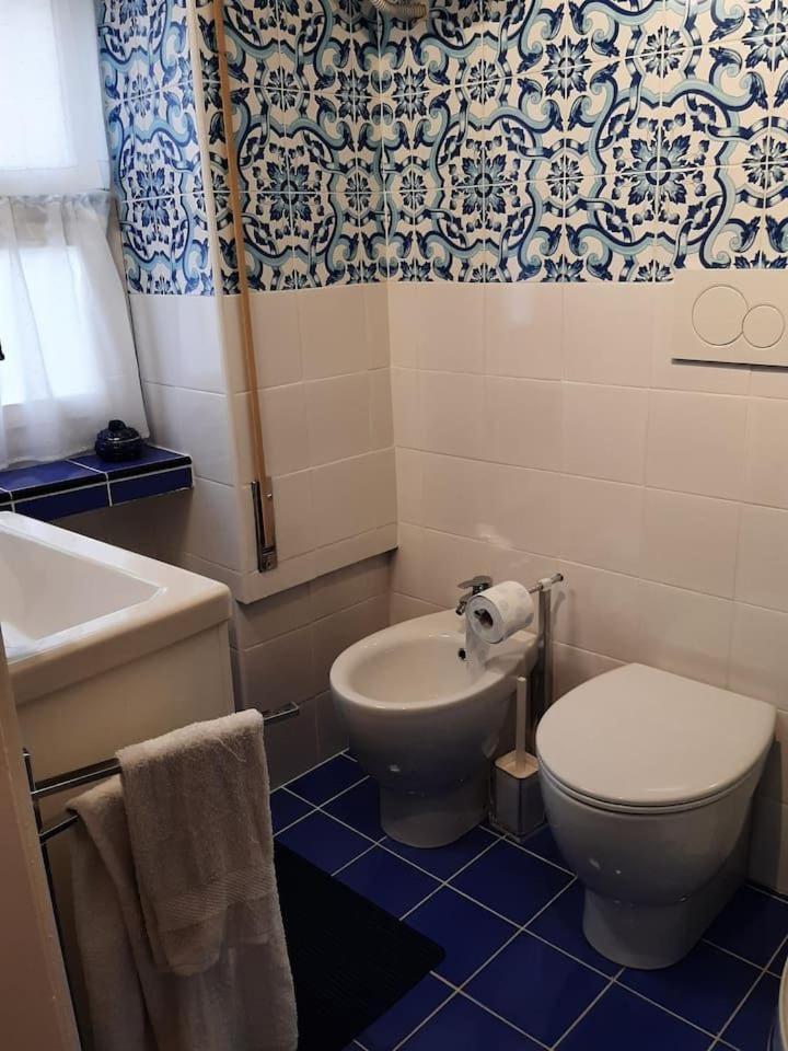 דירות רומא Charming Loft In Piazza Di Spagna מראה חיצוני תמונה